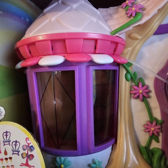 New in box Crystal’s Ice Cream Shop Honey Bee Acres Play set - Picture 4 of 12